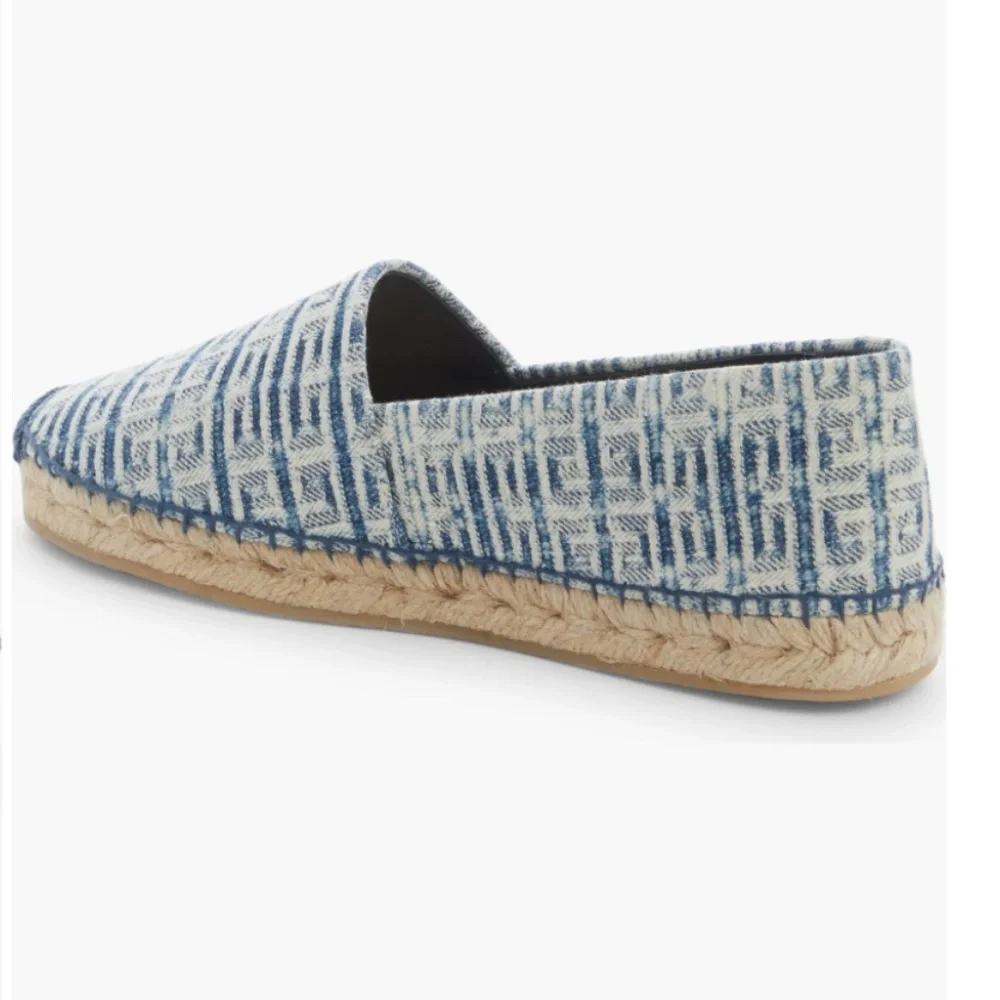 NIB $625  GIVENCHY Logo Espadrille Flat (Women) in size 10/40! - Picture 2 of 4